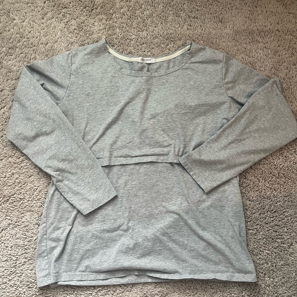 Nursing Smallshow Gray Long Sleeve Top